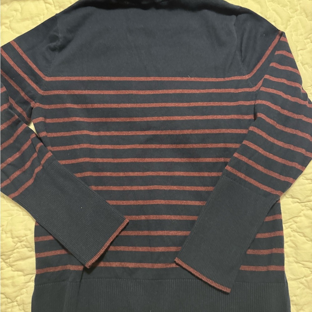J McLaughlin women’s blue and Red Striped womens Sweater - Picture 5 of 7